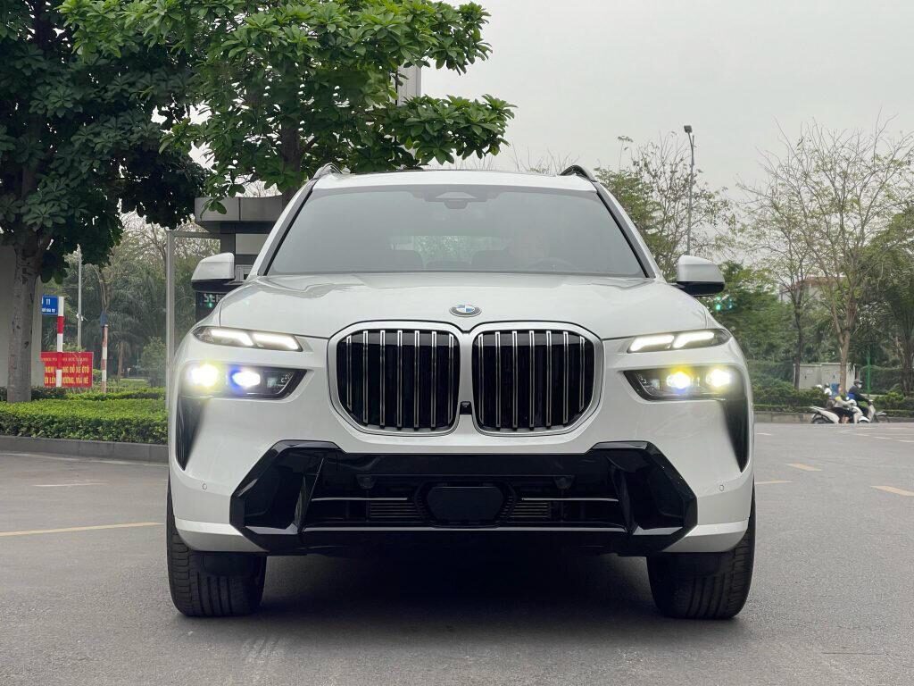bmw x5 2023, chi tiết màn hình giải trí cảm ứng, hệ thống iDrive 7.0, kết nối Apple Carplay và Android Auto