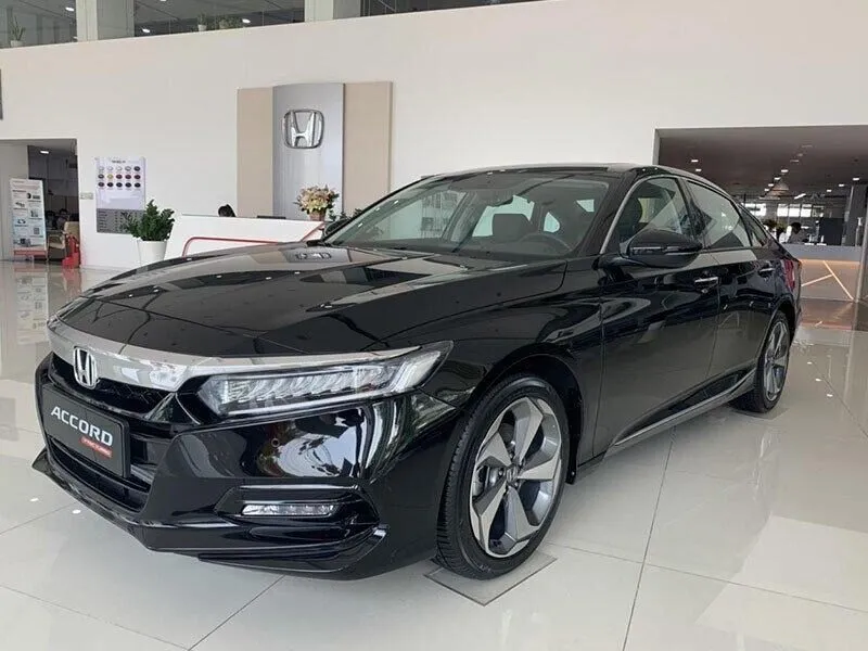 Honda HR-V 2019 ngoại thất tổng quan thiết kế góc cạnh hiện đại