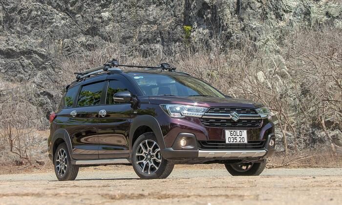 suzuki-xl7-2021-phan-dau-xe