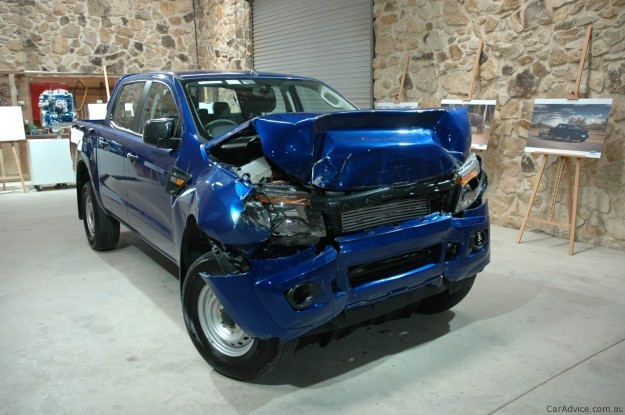 An toàn Ford Ranger 2012