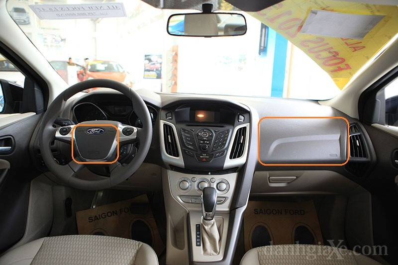 An toàn trên Ford Focus 2013