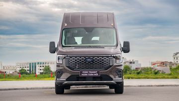 Đầu xe Ford Transit 2024