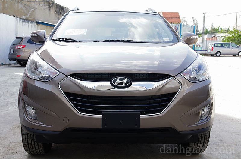 Đầu xe Hyundai Tucson 2012