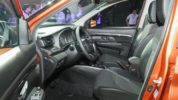 Ghế ngồi Suzuki XL7 Hybrid 2024