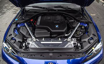 Hiệu suất mạnh mẽ và tiết kiệm nhiên liệu của BMW 430i 2024
