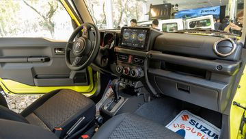 Khoang lái Jimny 2024