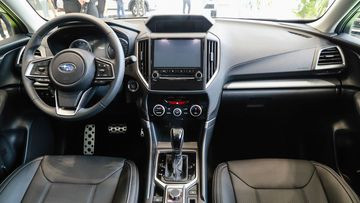Khoang lái Subaru Forester