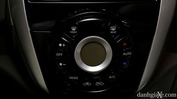 Nissan Sunny 2019 Infotainment