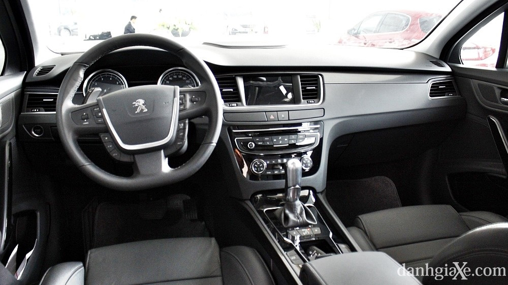 Nội thất Peugeot 508 2015