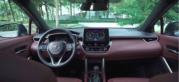 Tầm nhìn cũng là một trong những yếu tố được đánh giá cao trên Toyota Corolla Cross 2023