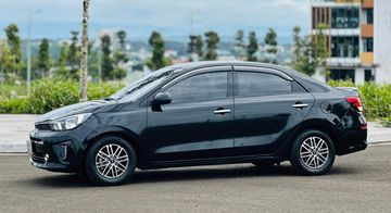 Thân xe Kia Soluto 2024