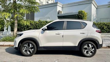 Thân xe Kia Sonet 2023