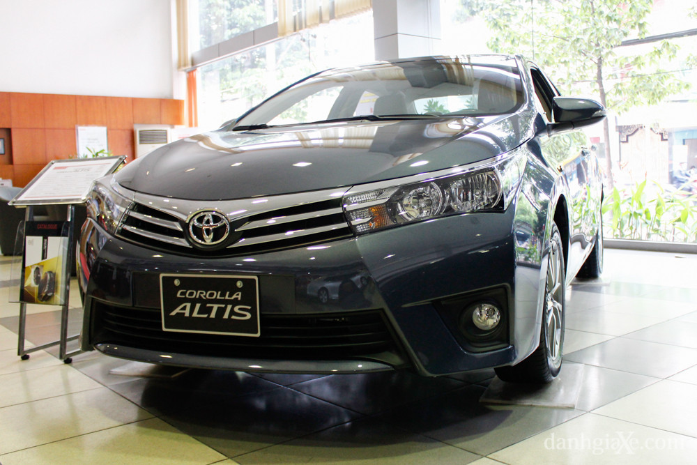 Toyota Corolla Altis 1.8G CVT 2014